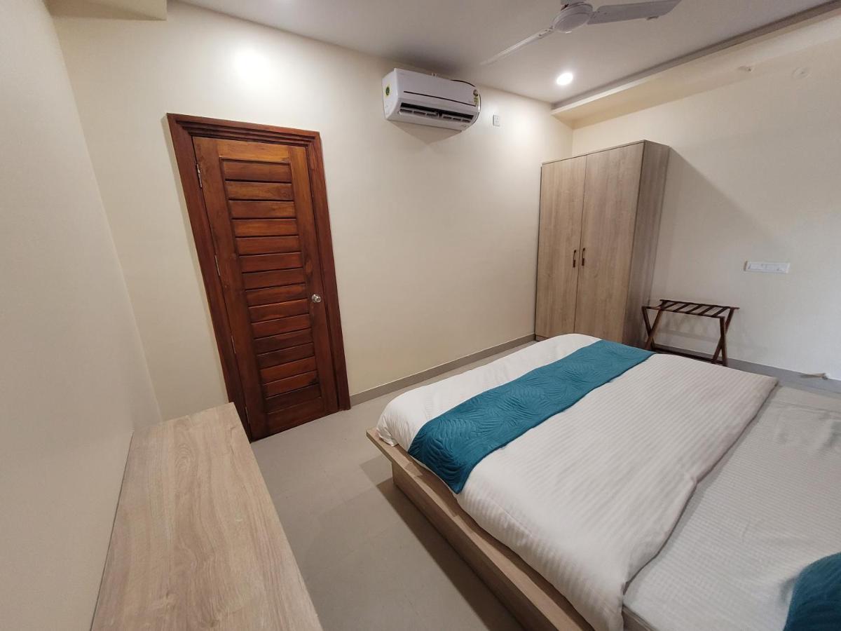 Hotel Ananda Kashi Varanasi Exterior photo